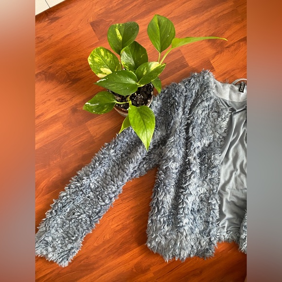 H&M Faux Fur Bomber Jacket - Picture 5 of 5